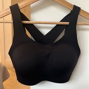 lululemon enlite bra 32C
